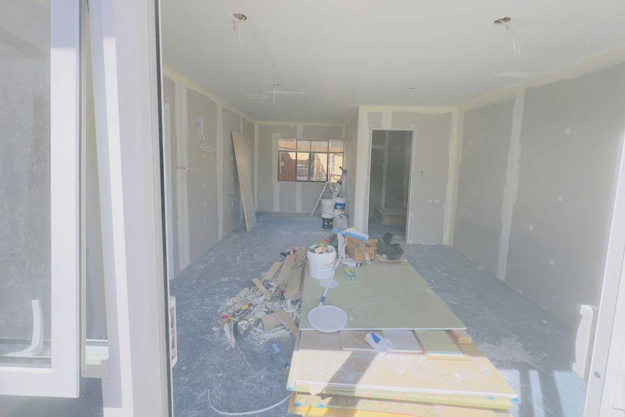 How Much Should It Cost to Paint the Interior of a 2000 Square Foot House in Auckland